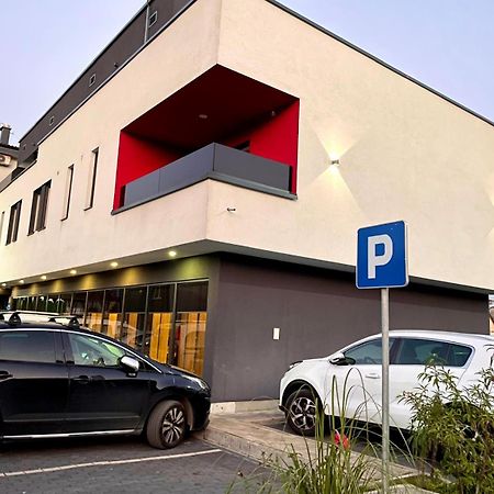 Swiss Plus Hotel Bihać Εξωτερικό φωτογραφία