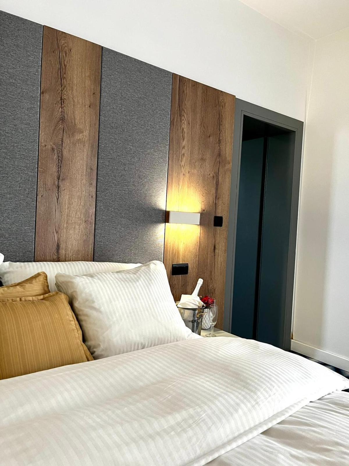 Swiss Plus Hotel Bihać Εξωτερικό φωτογραφία