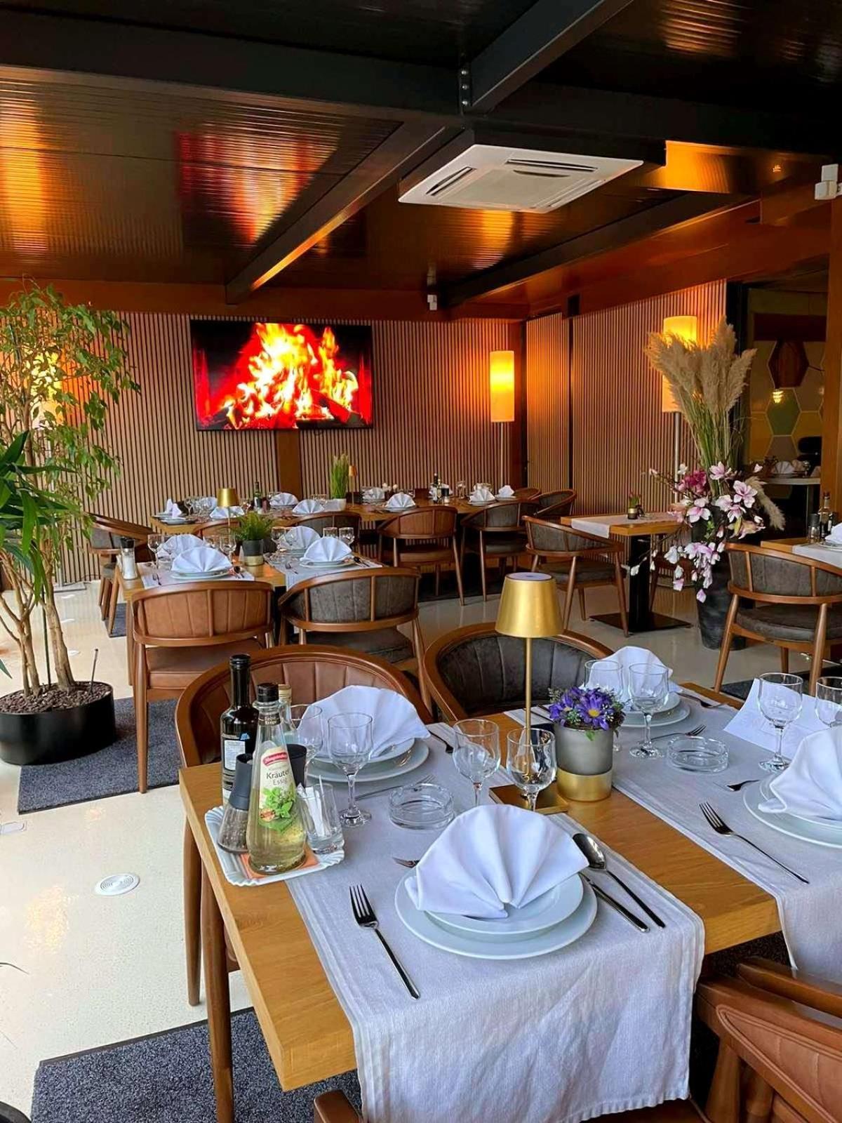 Swiss Plus Hotel Bihać Εξωτερικό φωτογραφία