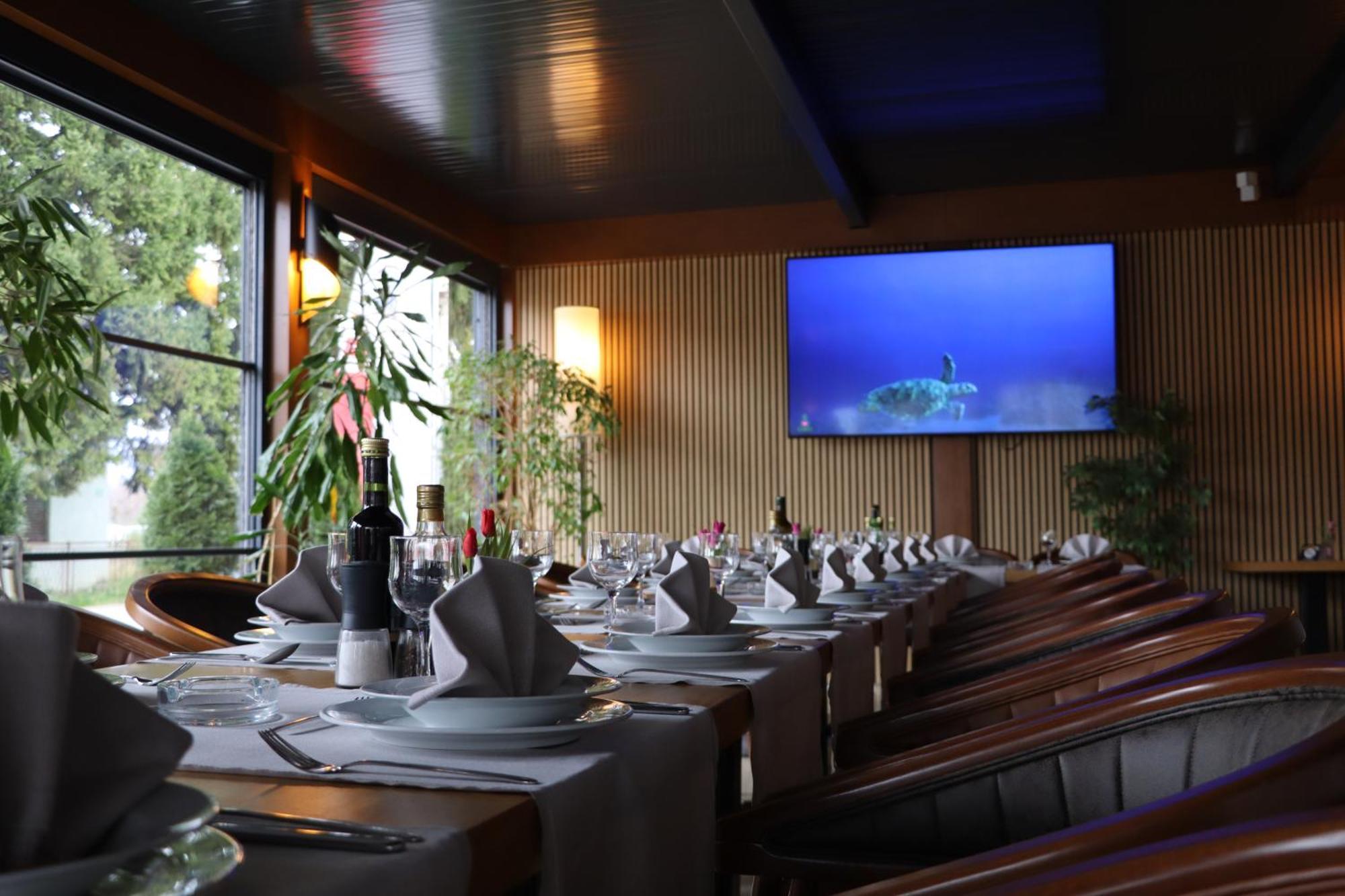 Swiss Plus Hotel Bihać Εξωτερικό φωτογραφία