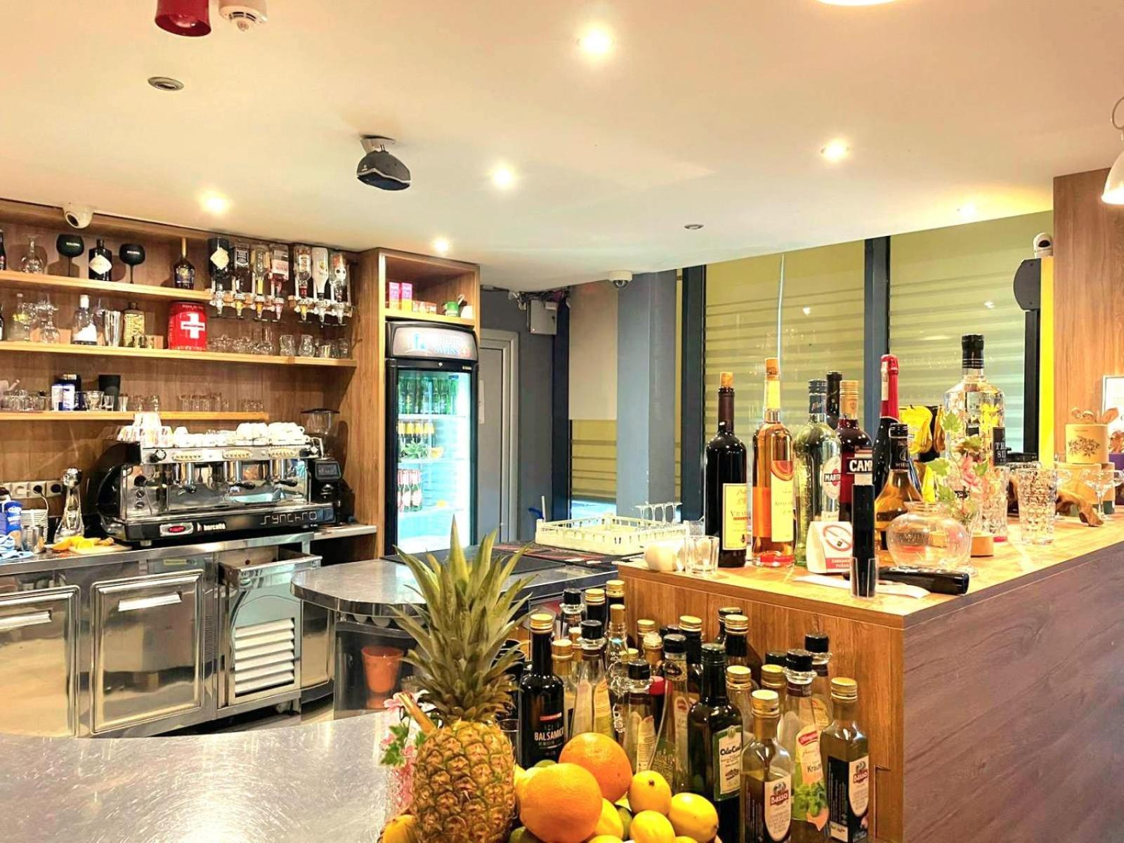 Swiss Plus Hotel Bihać Εξωτερικό φωτογραφία