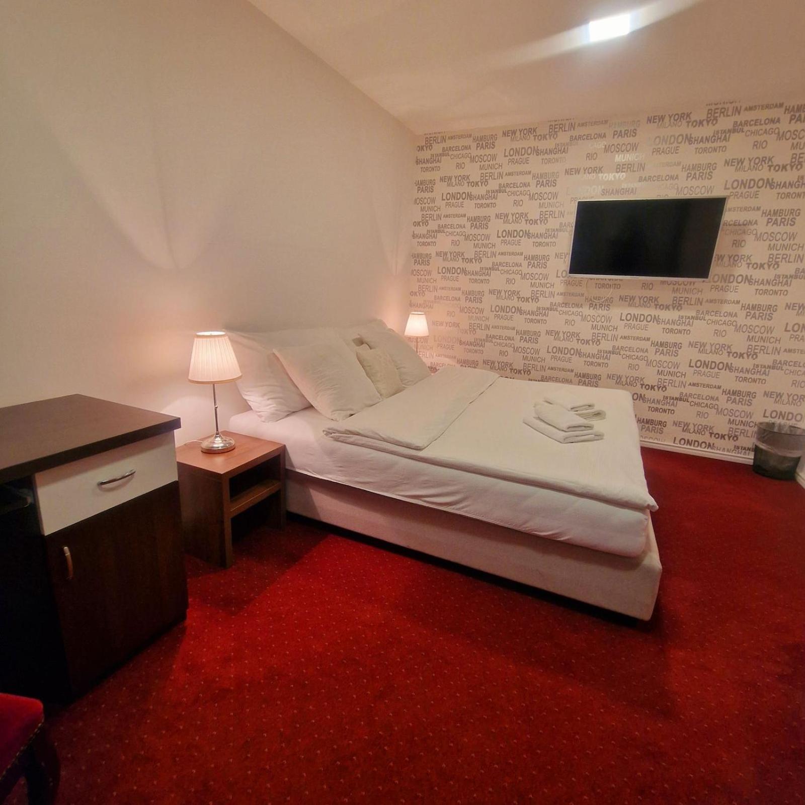 Swiss Plus Hotel Bihać Εξωτερικό φωτογραφία